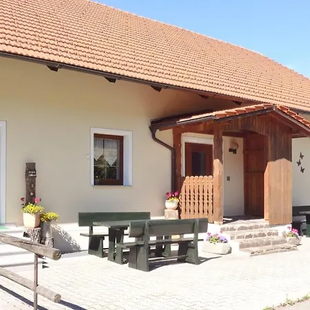 Urlaub Auf Dem Haberlhof ファームステイ